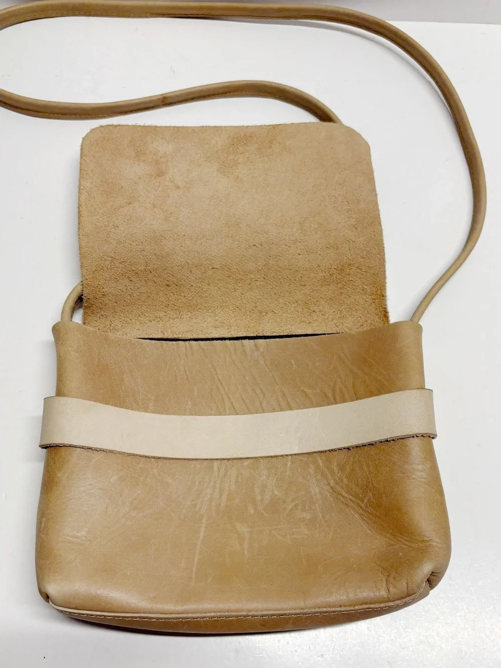 Able soft taupe